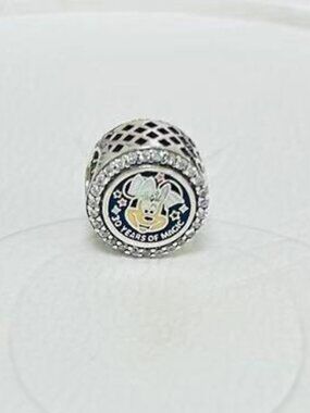 Pandora Disney Paris 30 Years Of Magic Minnie Mouse Charm